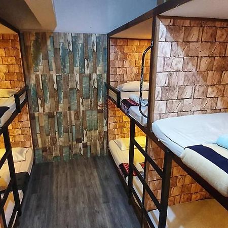 Hostel Escape Backpackers KK Kota Kinabalu Exterior foto