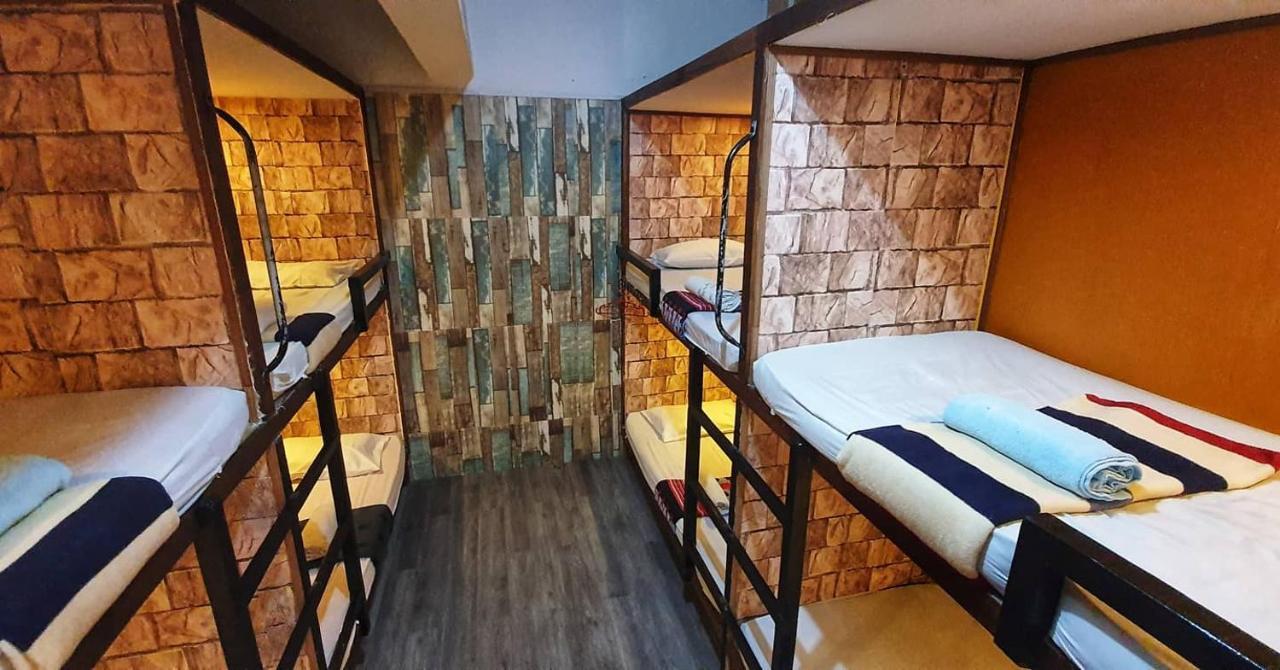 Hostel Escape Backpackers KK Kota Kinabalu Exterior foto